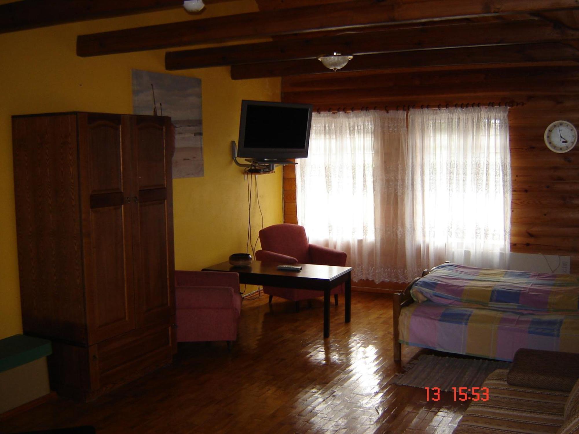 Viesu Nams Mezu 13 Hotel Ventspils Exterior foto
